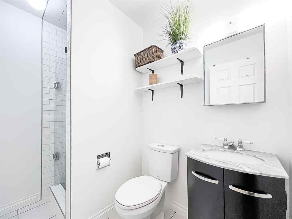 MLS® A2262644 - 9438 63 Avenue  in Country Club Estates Grande Prairie, Residential