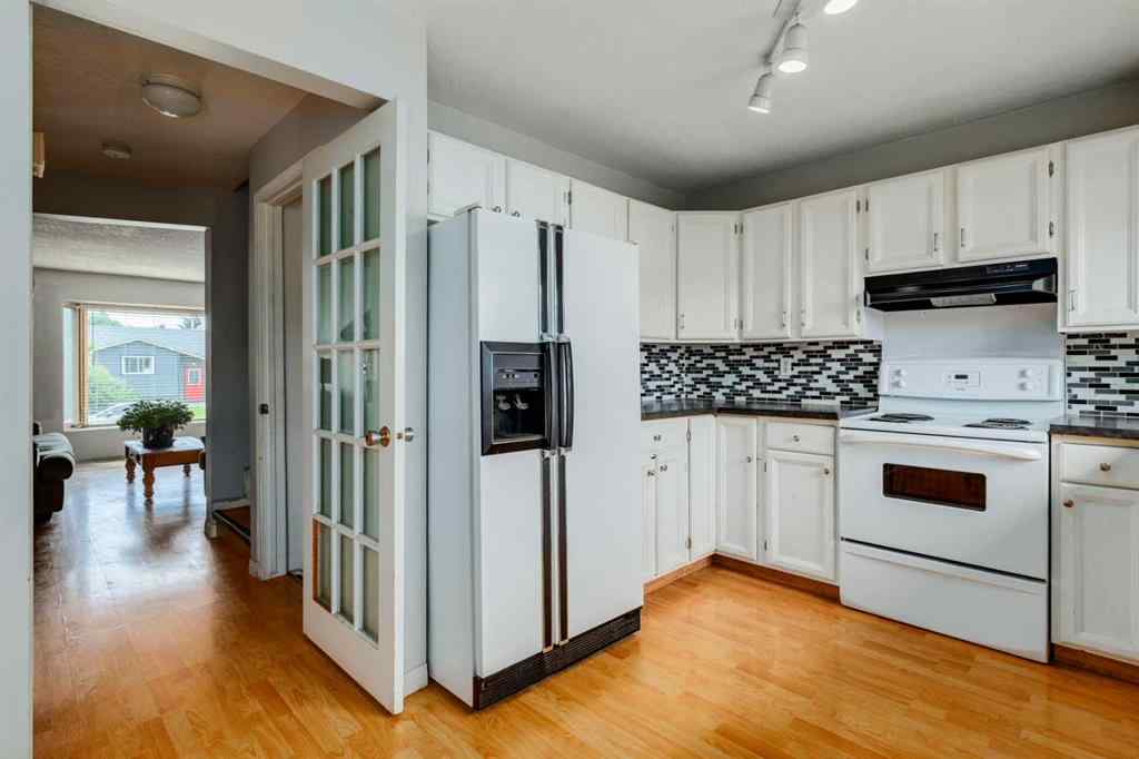 MLS® A2262649 - 228 Marquis Place  in Meadowbrook Airdrie, Residential