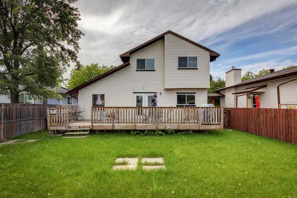 MLS® A2262649 - 228 Marquis Place  in Meadowbrook Airdrie, Residential