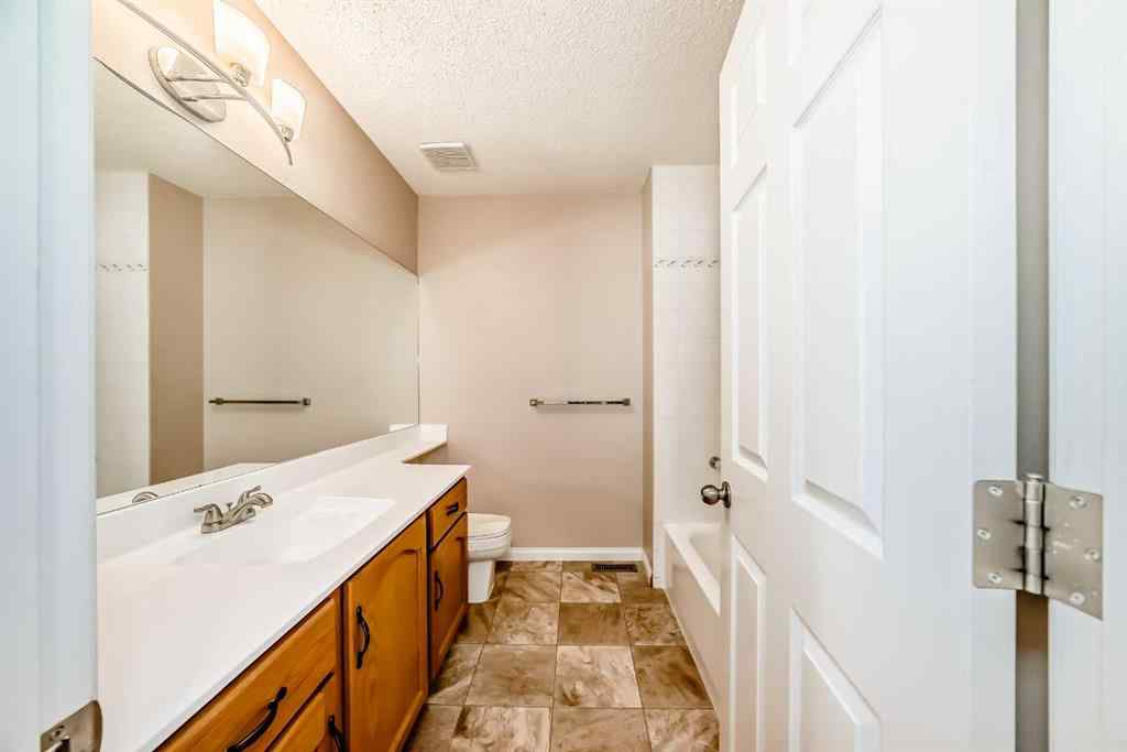 MLS® A2262655 - 17 Kingsland Court SW in Kingsland Calgary, Residential