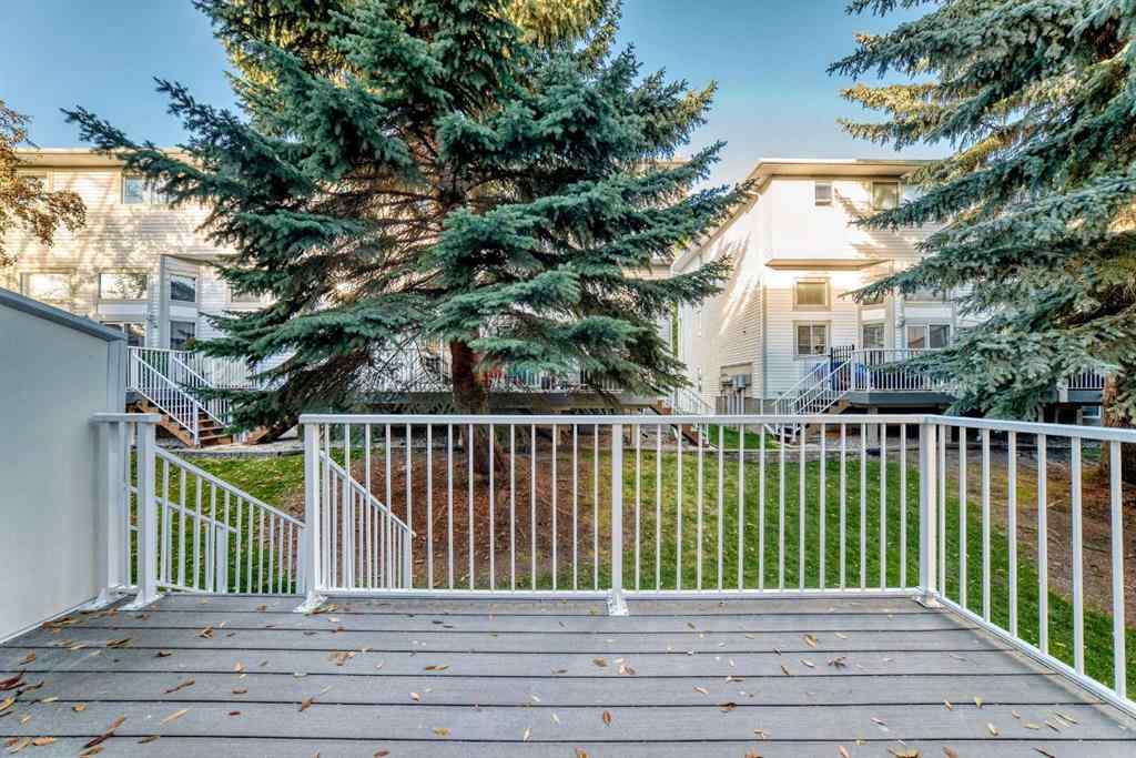 MLS® A2262655 - 17 Kingsland Court SW in Kingsland Calgary, Residential
