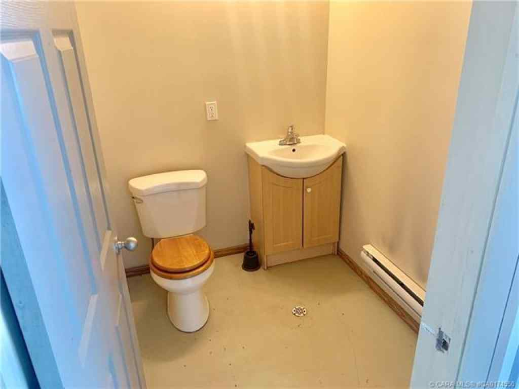 MLS® A2262659 - 3 Van Der Horn Way  in Blindman Industrial Park Rural Red Deer County, Commercial