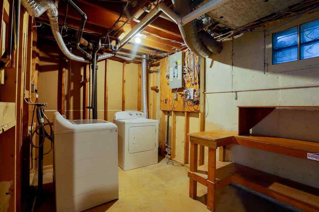 MLS® A2262662 - 2620 38 Street SW in Glendale Calgary, Residential