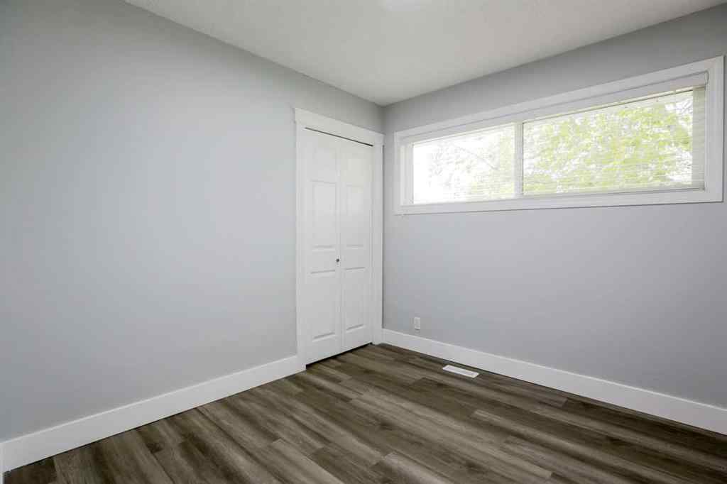 MLS® A2262662 - 2620 38 Street SW in Glendale Calgary, Residential