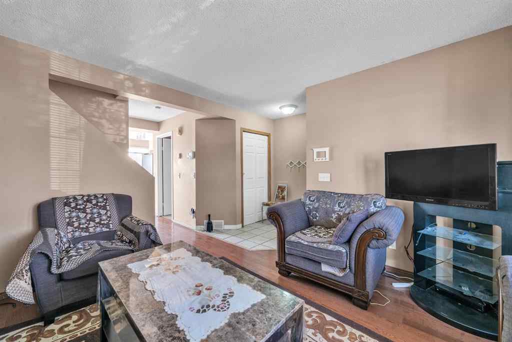 MLS® A2262664 - 18 Martinvalley Way NE in Martindale Calgary, Residential