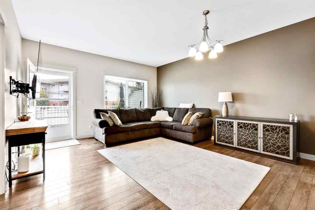 MLS® A2262667 - 182 Cambridge Glen Drive  in Cambridge Glen Strathmore, Residential