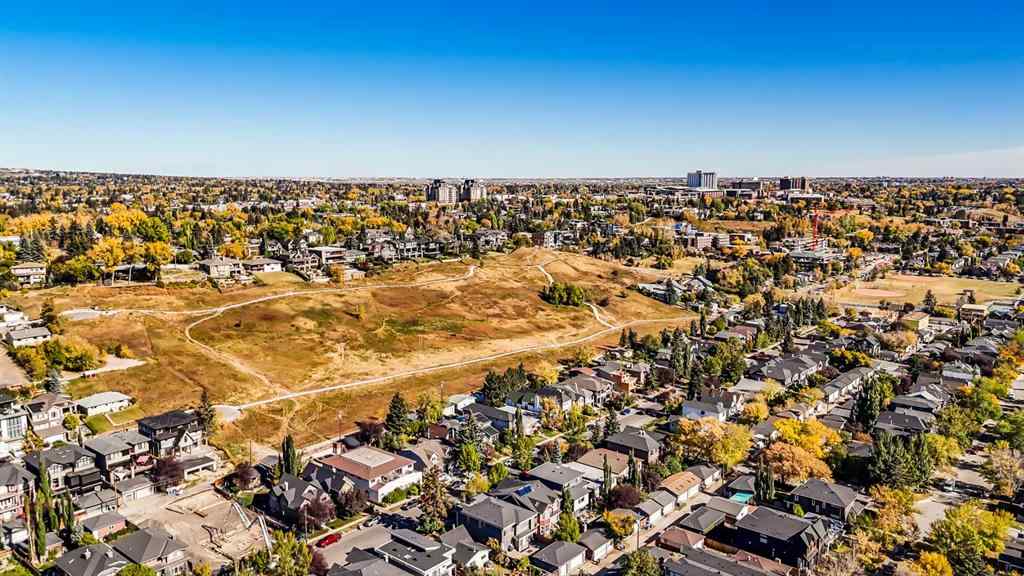 MLS® A2262673 - 2326 4 Avenue NW in West Hillhurst Calgary, Residential