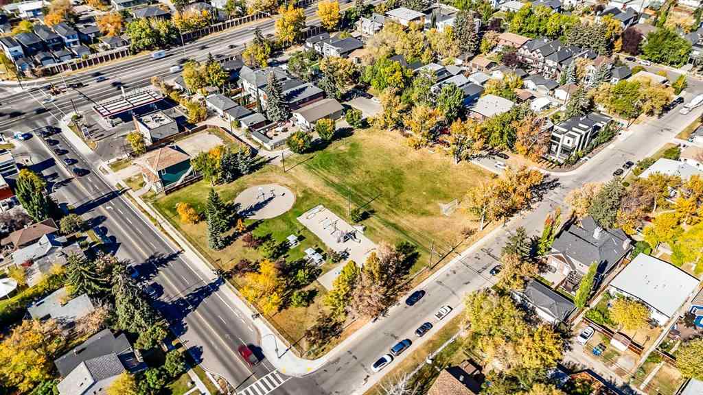 MLS® A2262673 - 2326 4 Avenue NW in West Hillhurst Calgary, Residential