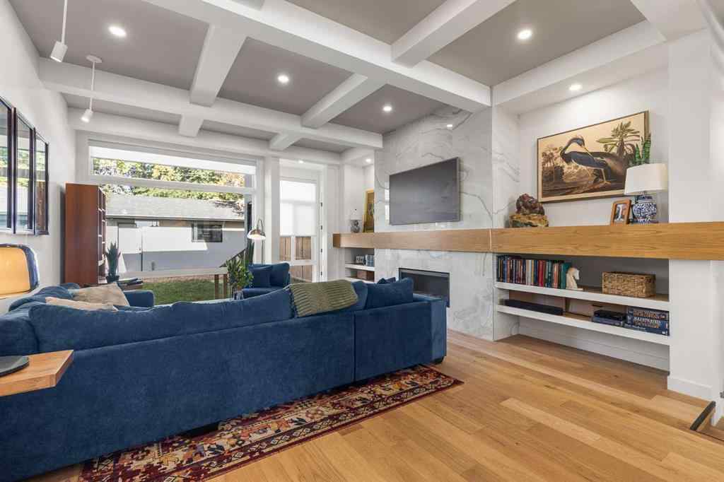 MLS® A2262673 - 2326 4 Avenue NW in West Hillhurst Calgary, Residential