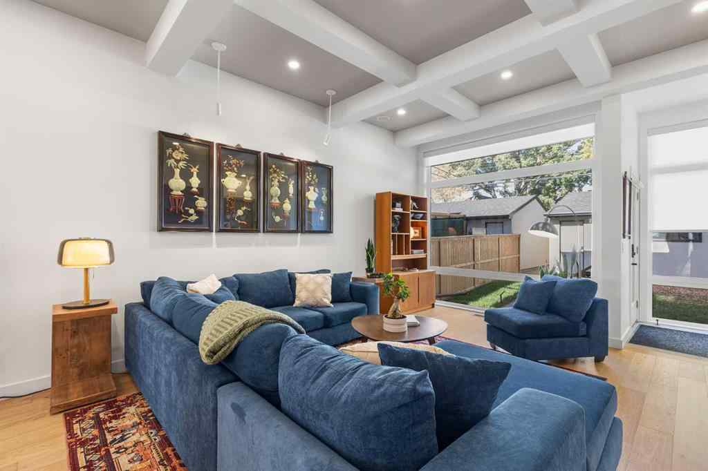 MLS® A2262673 - 2326 4 Avenue NW in West Hillhurst Calgary, Residential