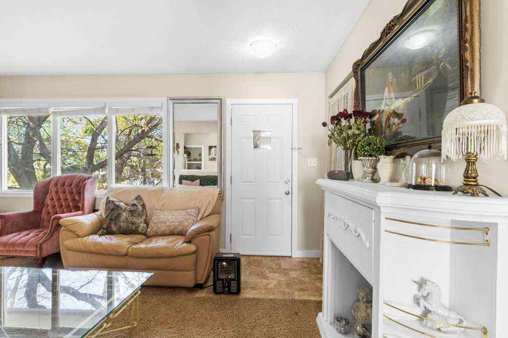 MLS® A2262679 - 3719 50 Street  in Eastview Red Deer, Residential