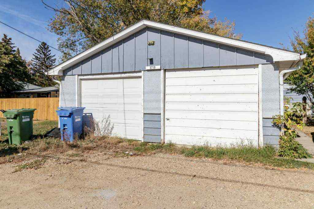 MLS® A2262679 - 3719 50 Street  in Eastview Red Deer, Residential