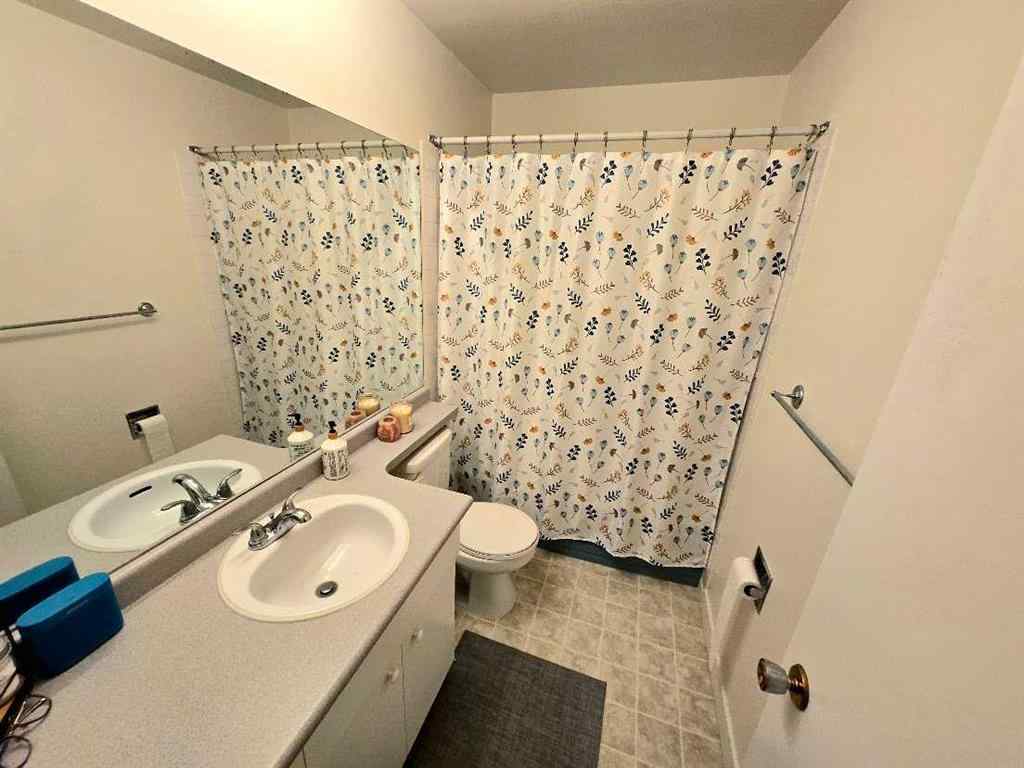 MLS® A2262682 - Unit #305 11455 41 Avenue NW in Royal Gardens_EDMO Edmonton, Residential