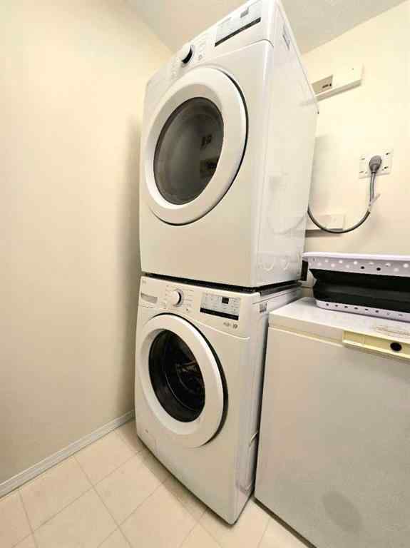 MLS® A2262682 - Unit #305 11455 41 Avenue NW in Royal Gardens_EDMO Edmonton, Residential