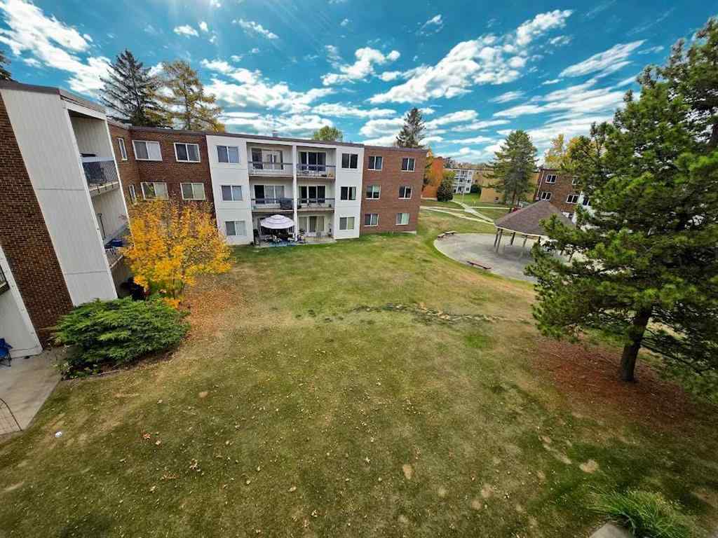 MLS® A2262682 - Unit #305 11455 41 Avenue NW in Royal Gardens_EDMO Edmonton, Residential