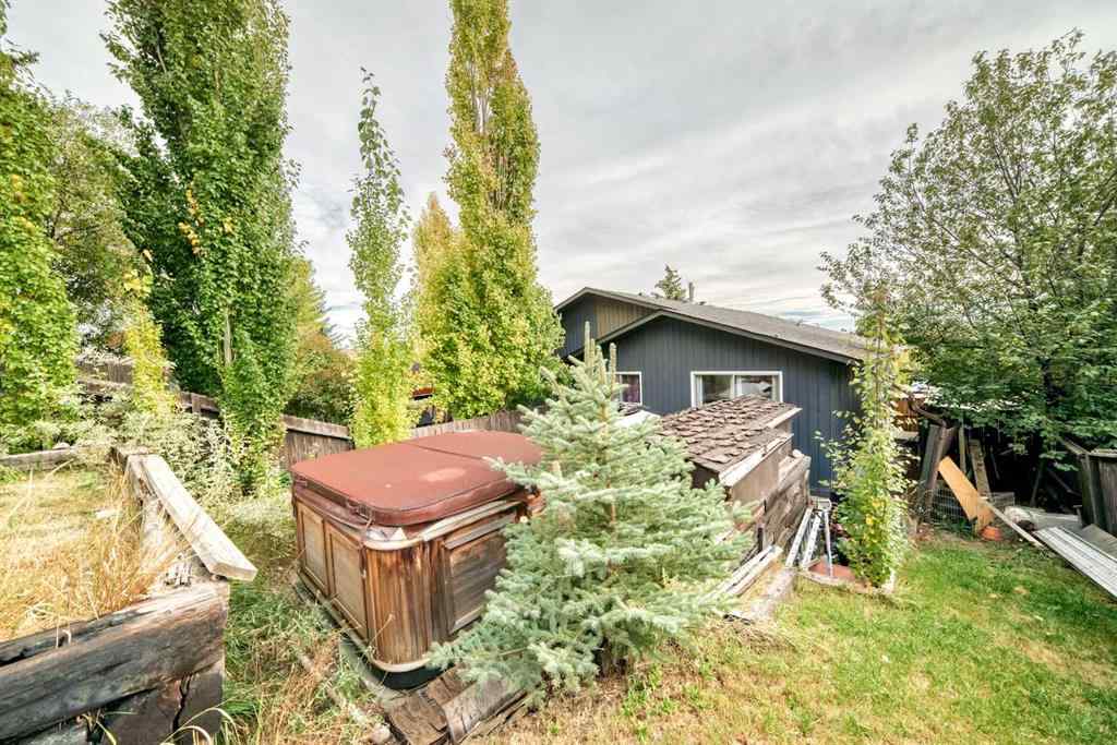 MLS® A2262683 - 8336 Silver Springs Road NW in Silver Springs Calgary, Residential