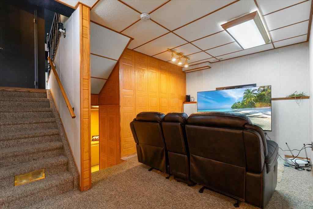 MLS® A2262685 - 9524 93 Avenue  in NONE Wembley, Residential