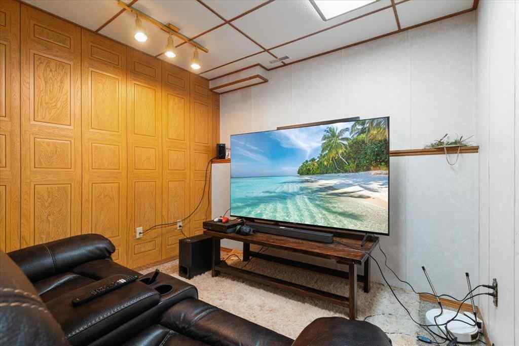 MLS® A2262685 - 9524 93 Avenue  in NONE Wembley, Residential