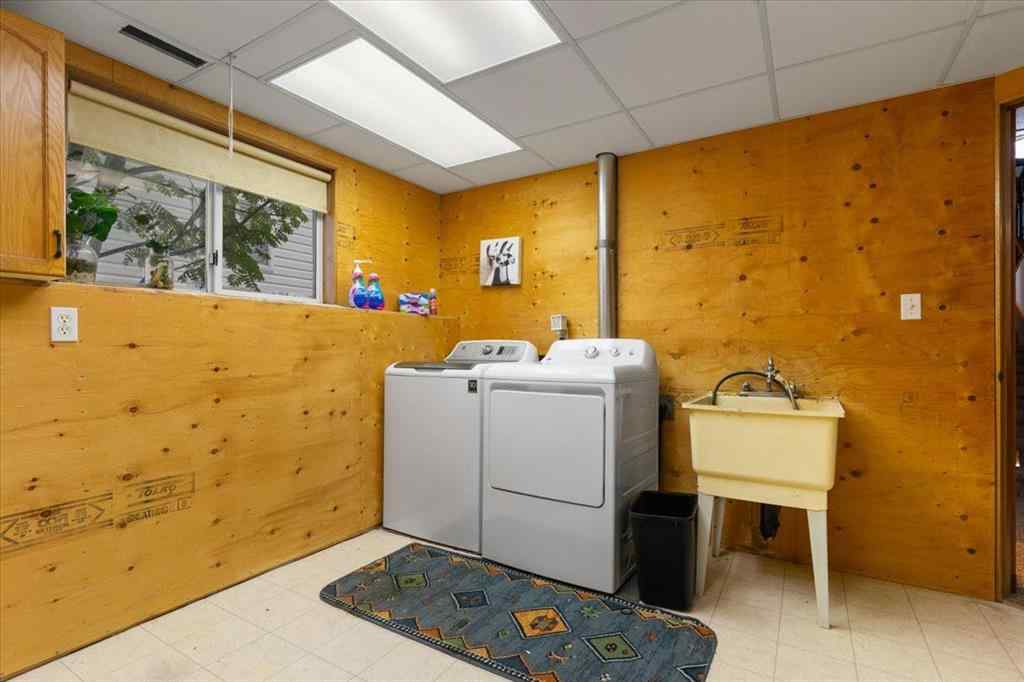 MLS® A2262685 - 9524 93 Avenue  in NONE Wembley, Residential