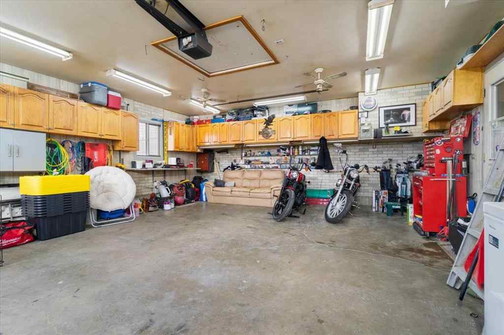 MLS® A2262685 - 9524 93 Avenue  in NONE Wembley, Residential