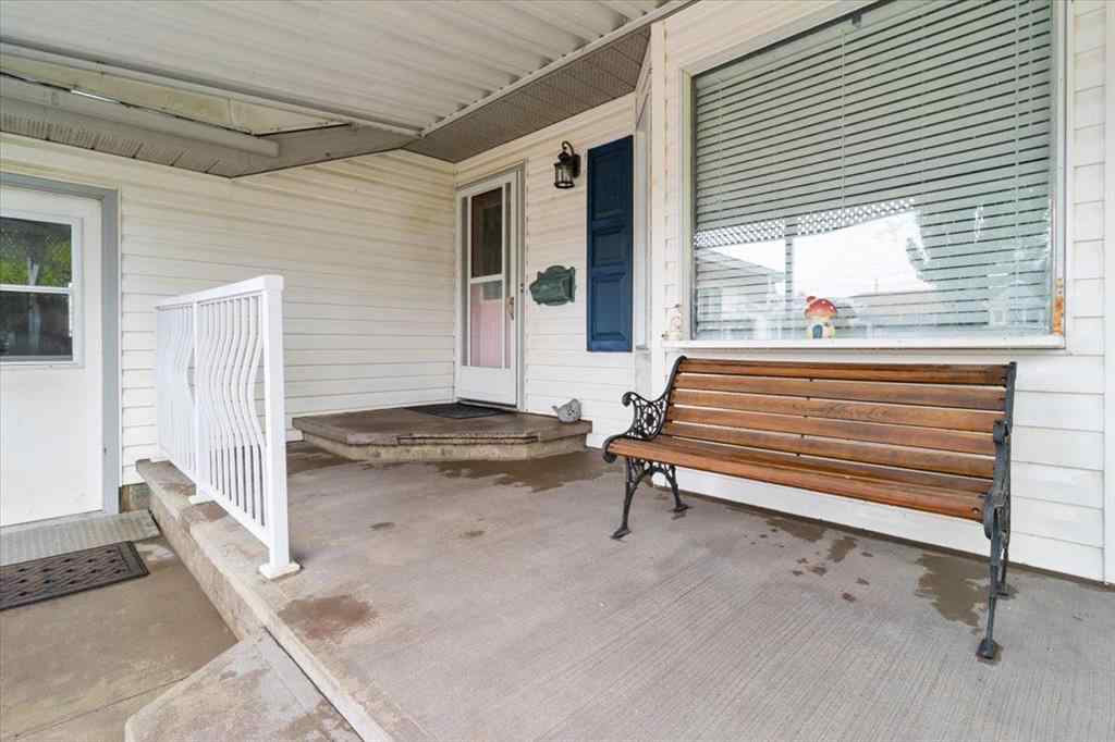 MLS® A2262685 - 9524 93 Avenue  in NONE Wembley, Residential