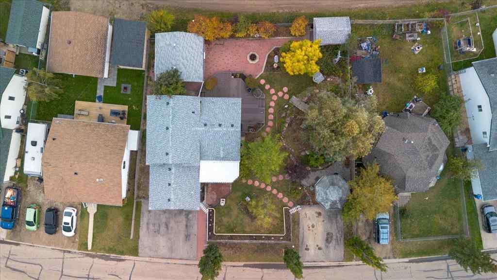 MLS® A2262685 - 9524 93 Avenue  in NONE Wembley, Residential