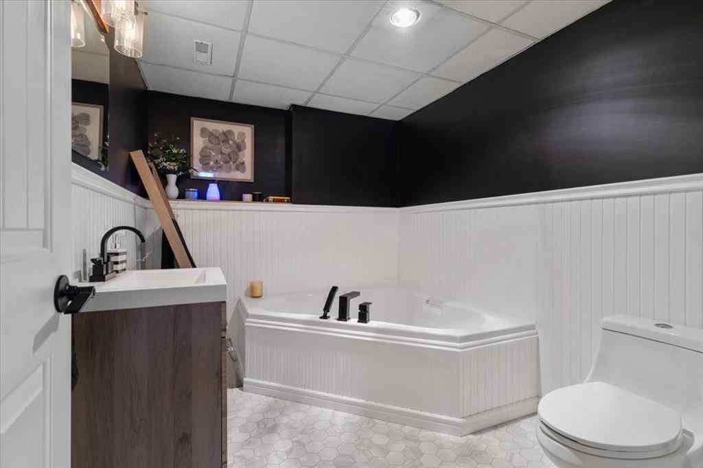 MLS® A2262685 - 9524 93 Avenue  in NONE Wembley, Residential