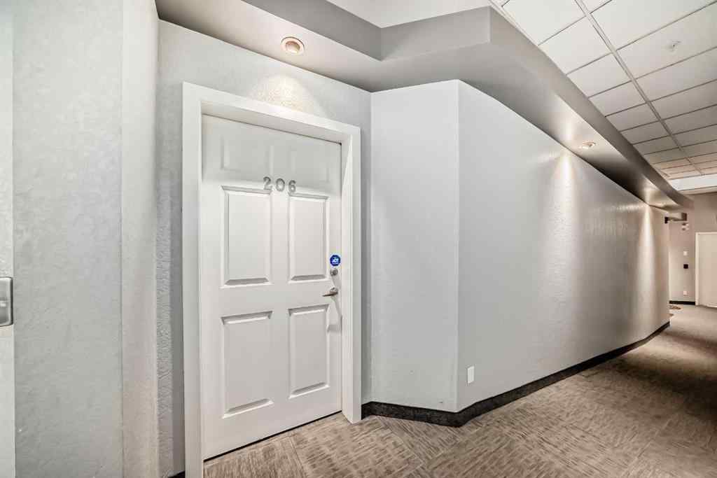 MLS® A2262687 - Unit #206 1505 27 Avenue SW in South Calgary Calgary, Residential