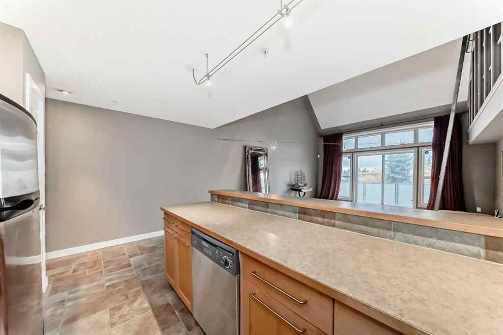 MLS® A2262687 - Unit #206 1505 27 Avenue SW in South Calgary Calgary, Residential