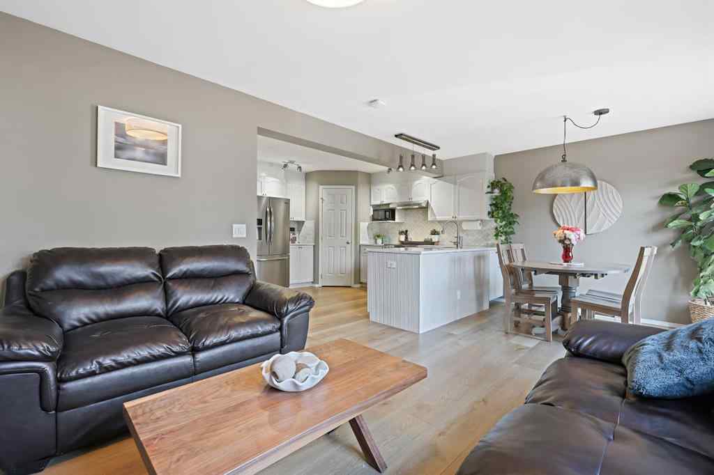 MLS® A2262695 - 82 Erin Grove SE in Erin Woods Calgary, Residential