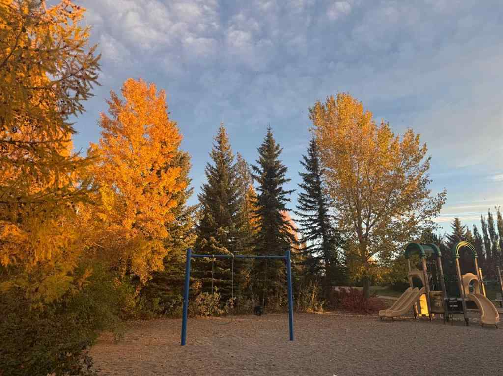 MLS® A2262696 - 258 Millview Gardens SW in Millrise Calgary, Residential