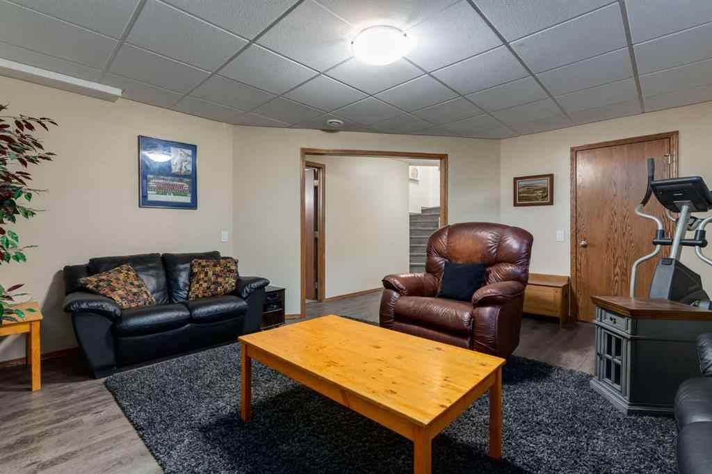 MLS® A2262696 - 258 Millview Gardens SW in Millrise Calgary, Residential