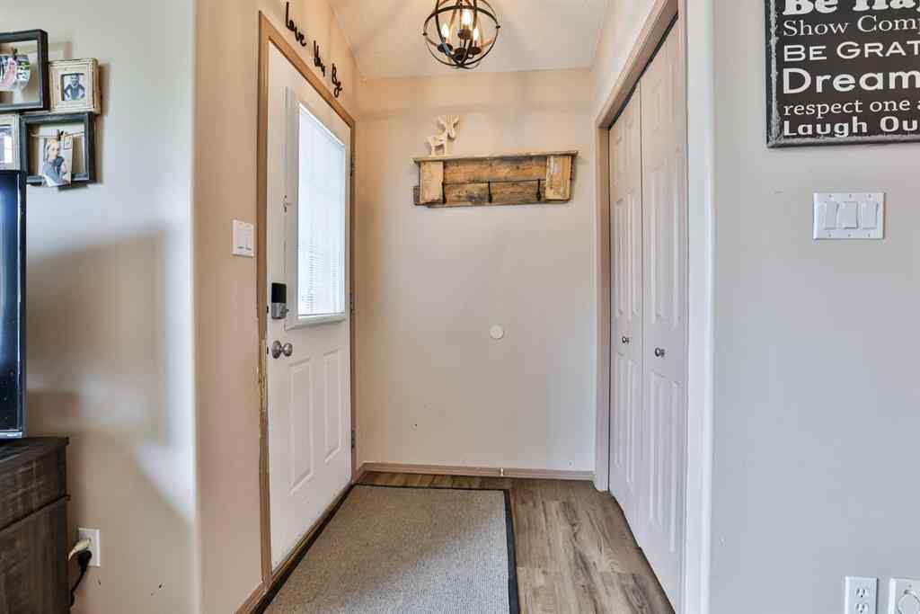 MLS® A2262700 - 16 Blackfoot Court W in Indian Battle Heights Lethbridge, Residential