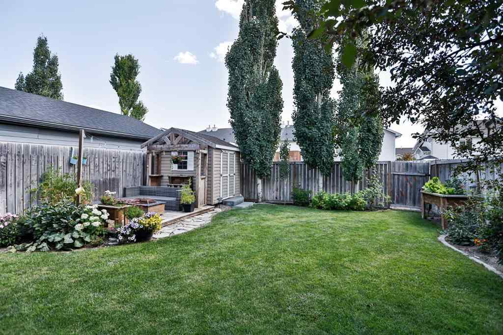 MLS® A2262700 - 16 Blackfoot Court W in Indian Battle Heights Lethbridge, Residential