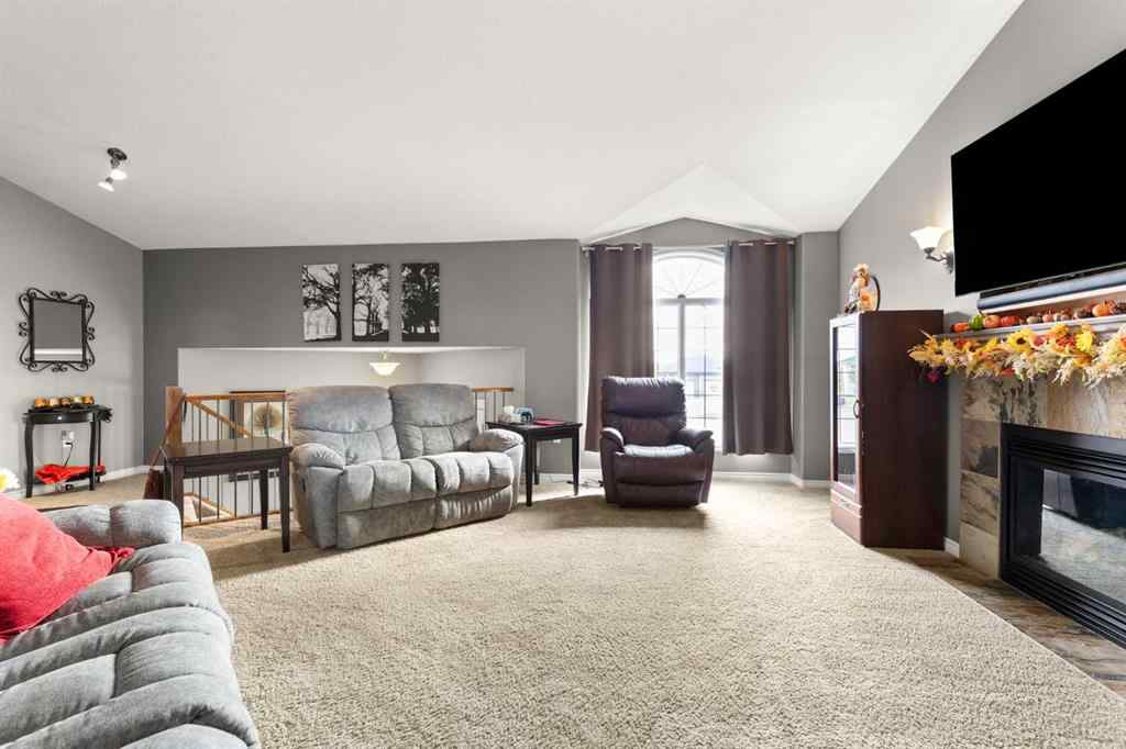 MLS® A2262701 - 404 Jesmond Place SW in NONE Redcliff, Residential