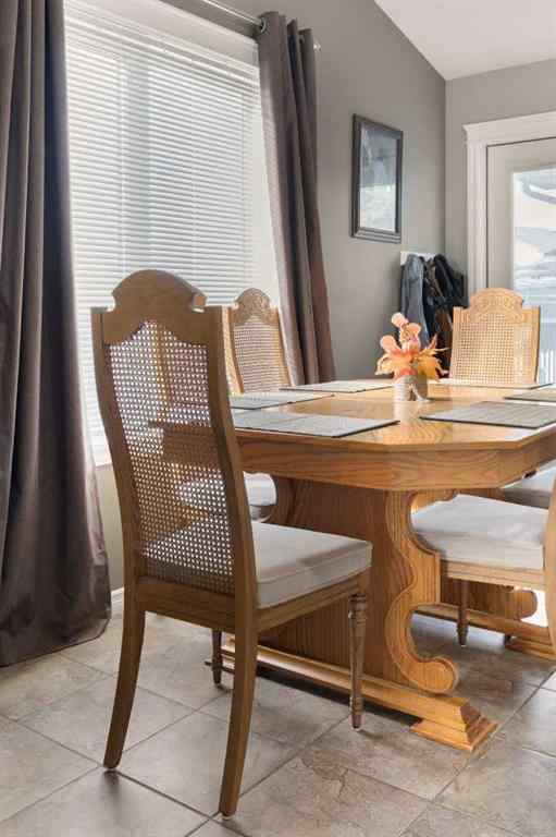 MLS® A2262701 - 404 Jesmond Place SW in NONE Redcliff, Residential