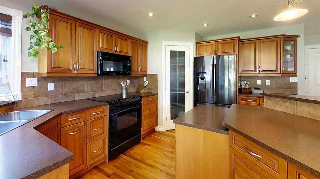 MLS® A2262703 - 6138 11 Avenue  in Edson Edson, Residential