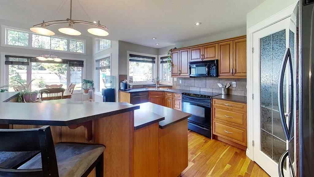 MLS® A2262703 - 6138 11 Avenue  in Edson Edson, Residential