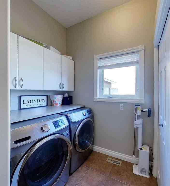 MLS® A2262703 - 6138 11 Avenue  in Edson Edson, Residential