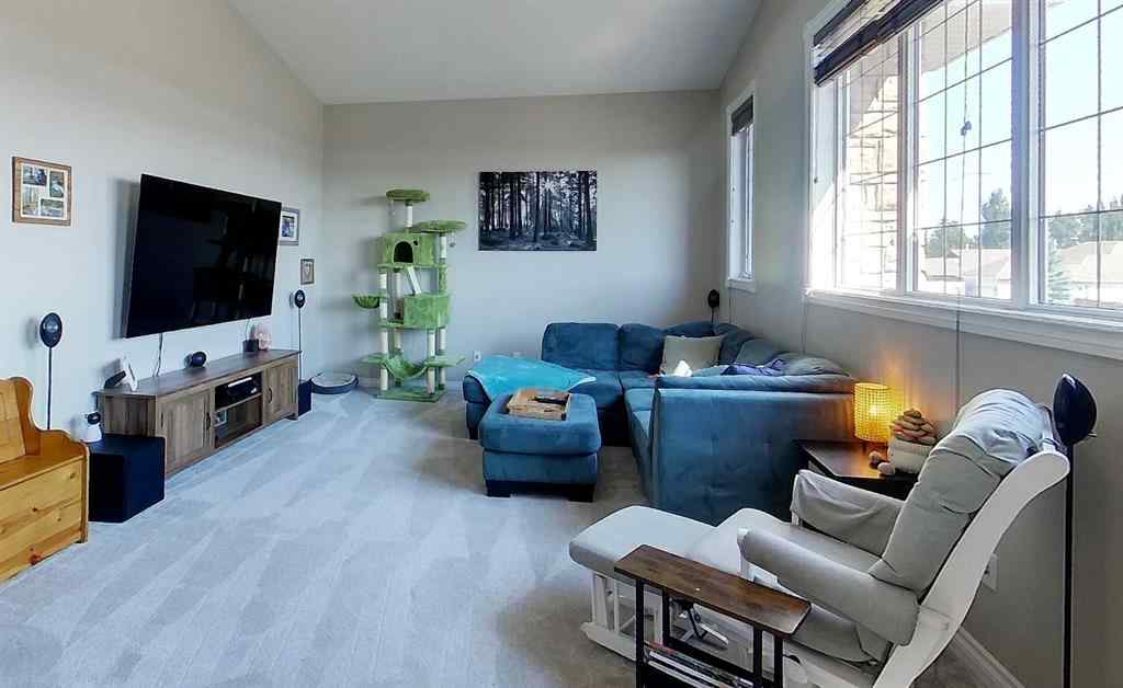 MLS® A2262703 - 6138 11 Avenue  in Edson Edson, Residential