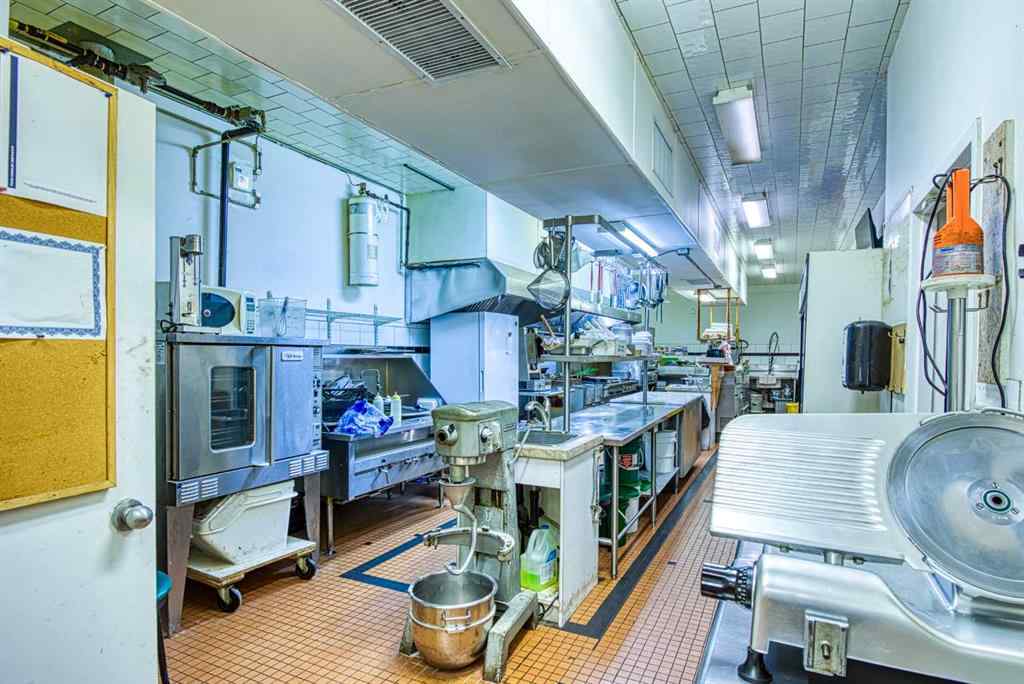 MLS® A2262704 - 9925 100 Street  in NONE Sexsmith, Commercial