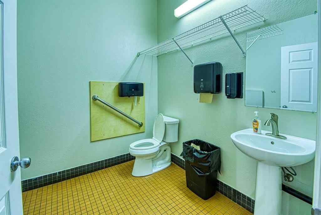 MLS® A2262704 - 9925 100 Street  in NONE Sexsmith, Commercial