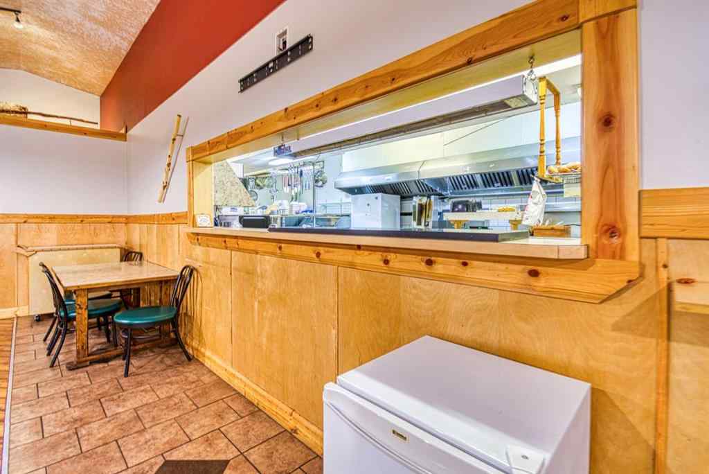 MLS® A2262704 - 9925 100 Street  in NONE Sexsmith, Commercial