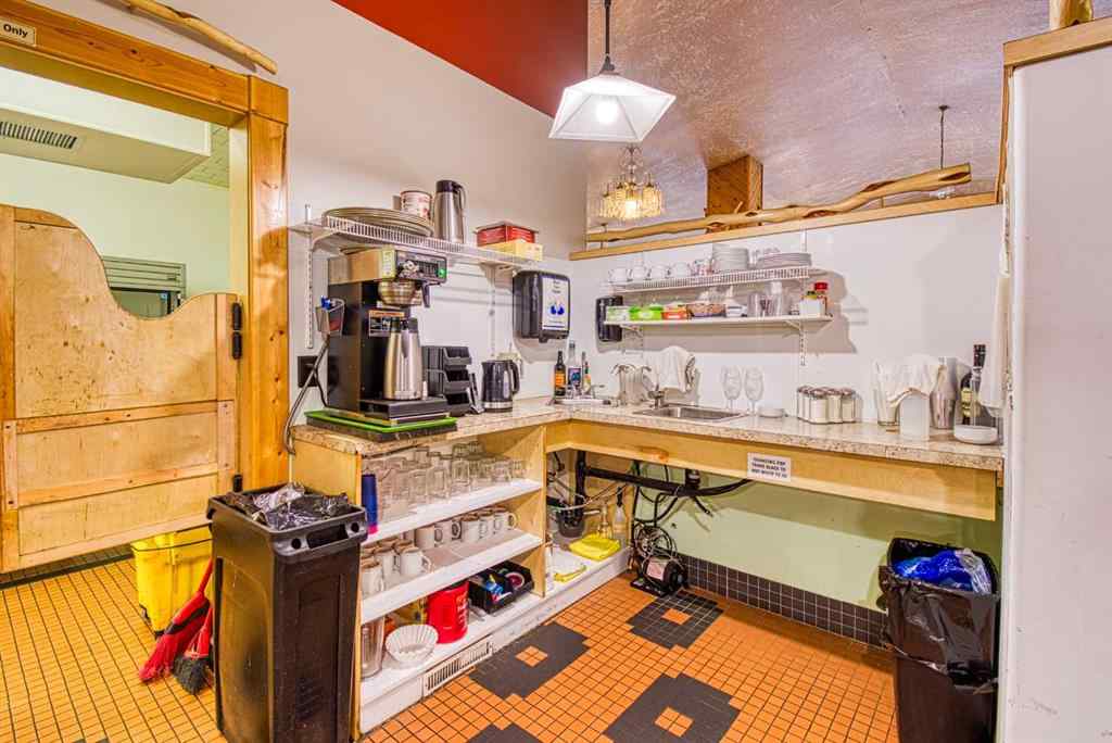 MLS® A2262704 - 9925 100 Street  in NONE Sexsmith, Commercial