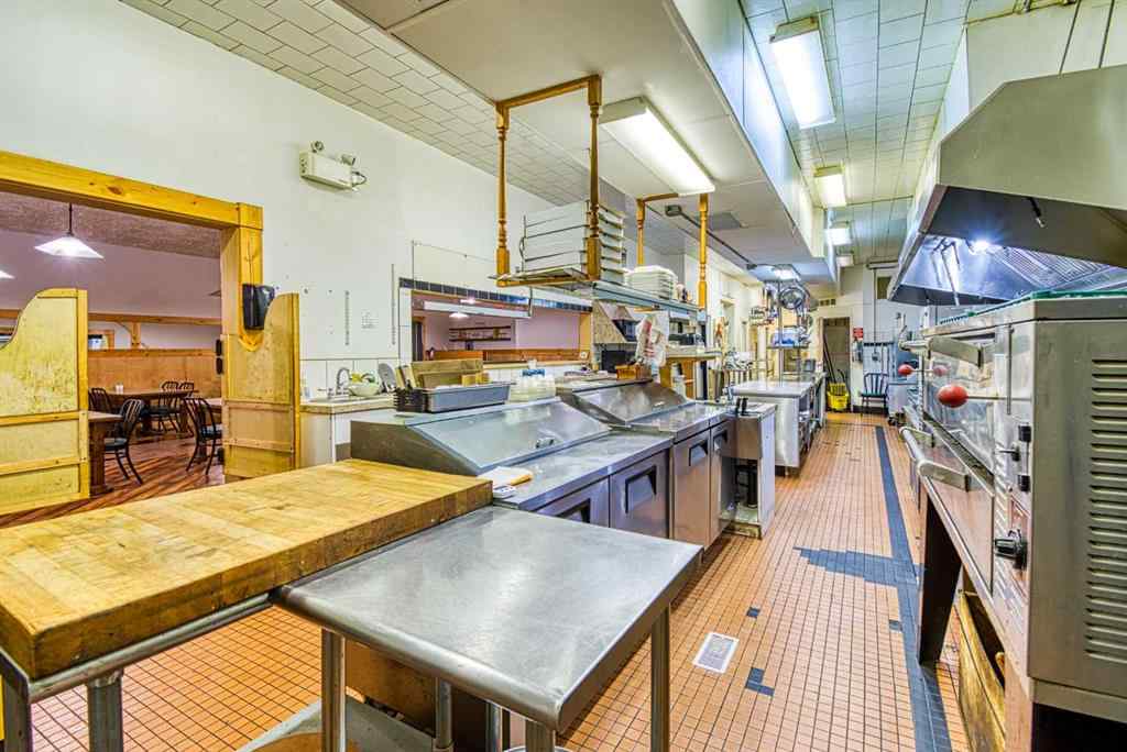 MLS® A2262704 - 9925 100 Street  in NONE Sexsmith, Commercial