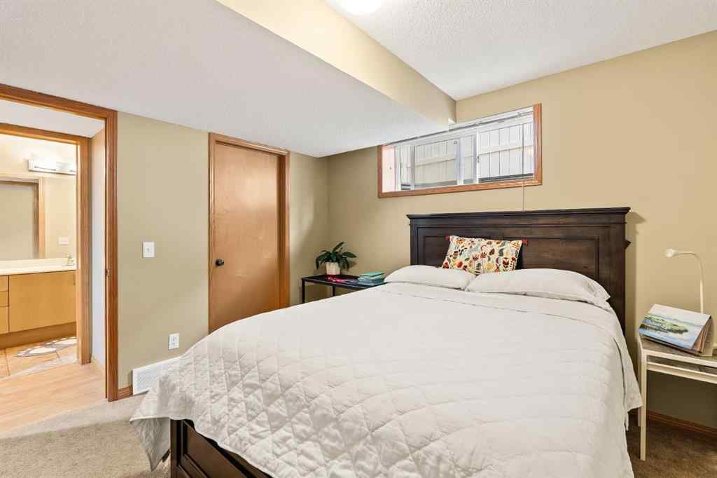 MLS® A2262709 - 120 Simcoe Close SW in Signal Hill Calgary, Residential