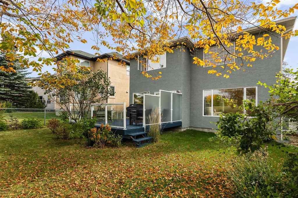 MLS® A2262709 - 120 Simcoe Close SW in Signal Hill Calgary, Residential