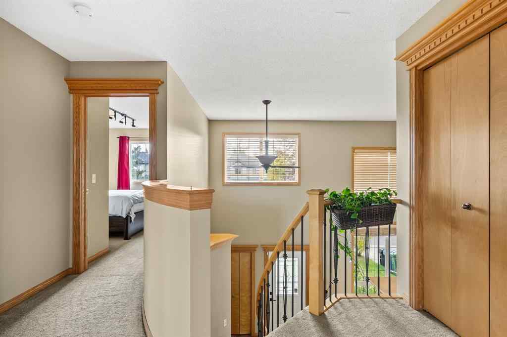 MLS® A2262709 - 120 Simcoe Close SW in Signal Hill Calgary, Residential