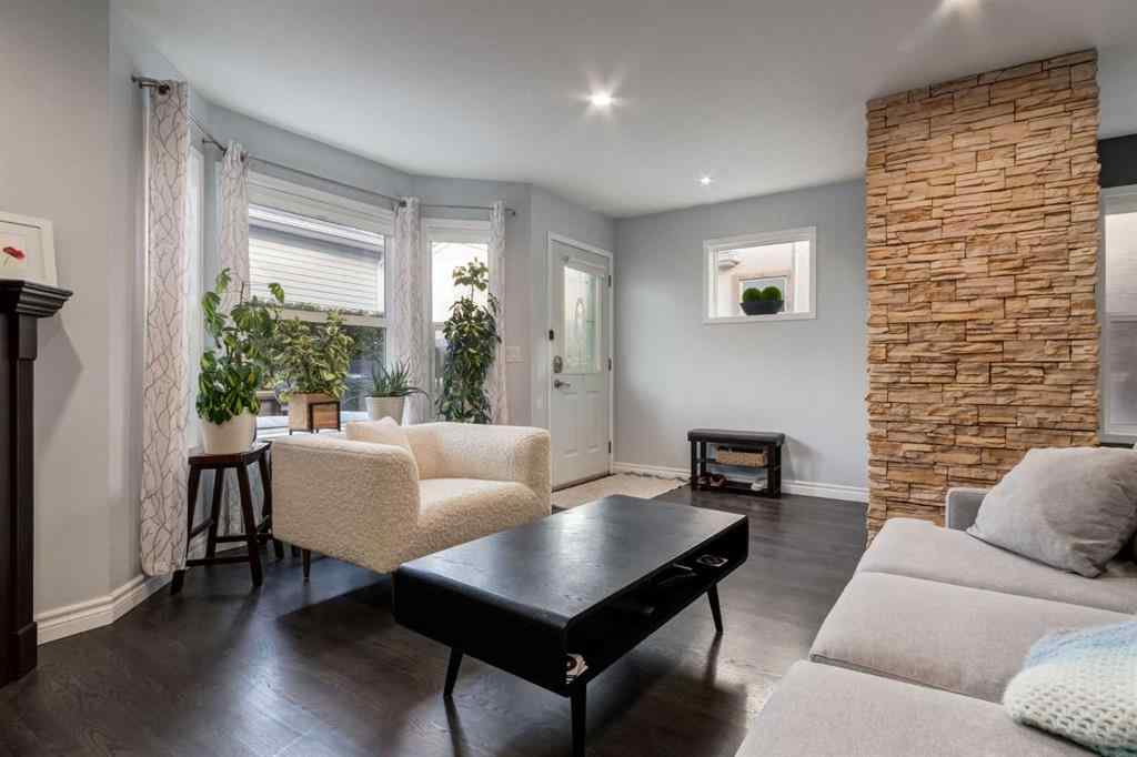 MLS® A2262710 - Unit #2 2013 24 Street SW in Richmond Calgary, Residential