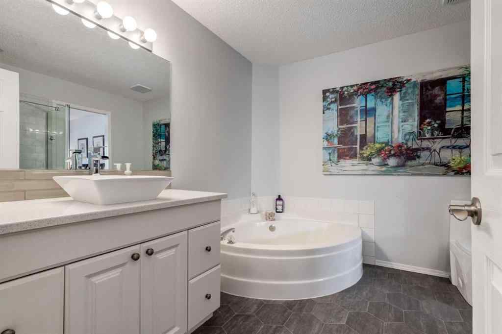 MLS® A2262710 - Unit #2 2013 24 Street SW in Richmond Calgary, Residential